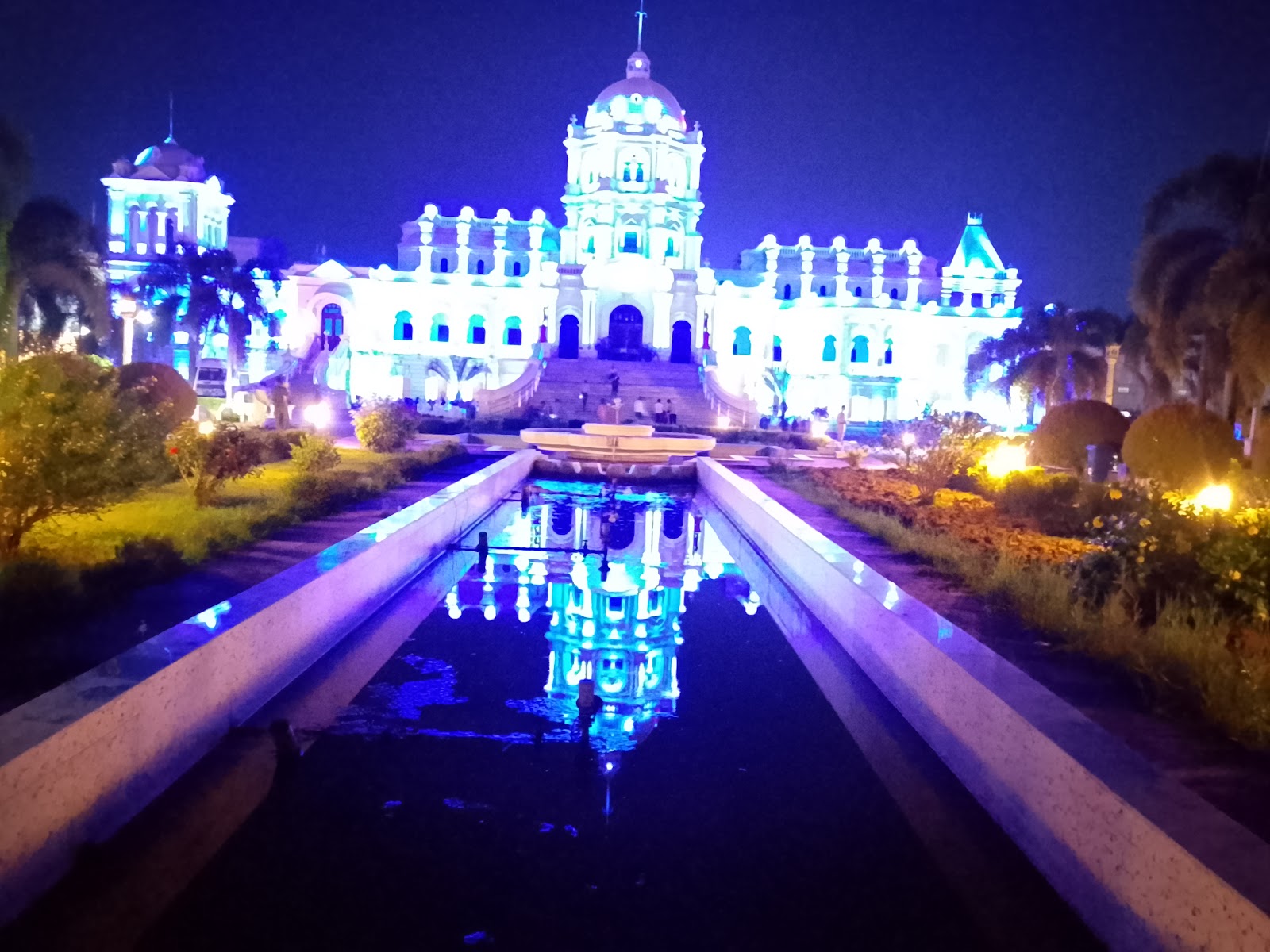 Kunjaban Palace Gardens