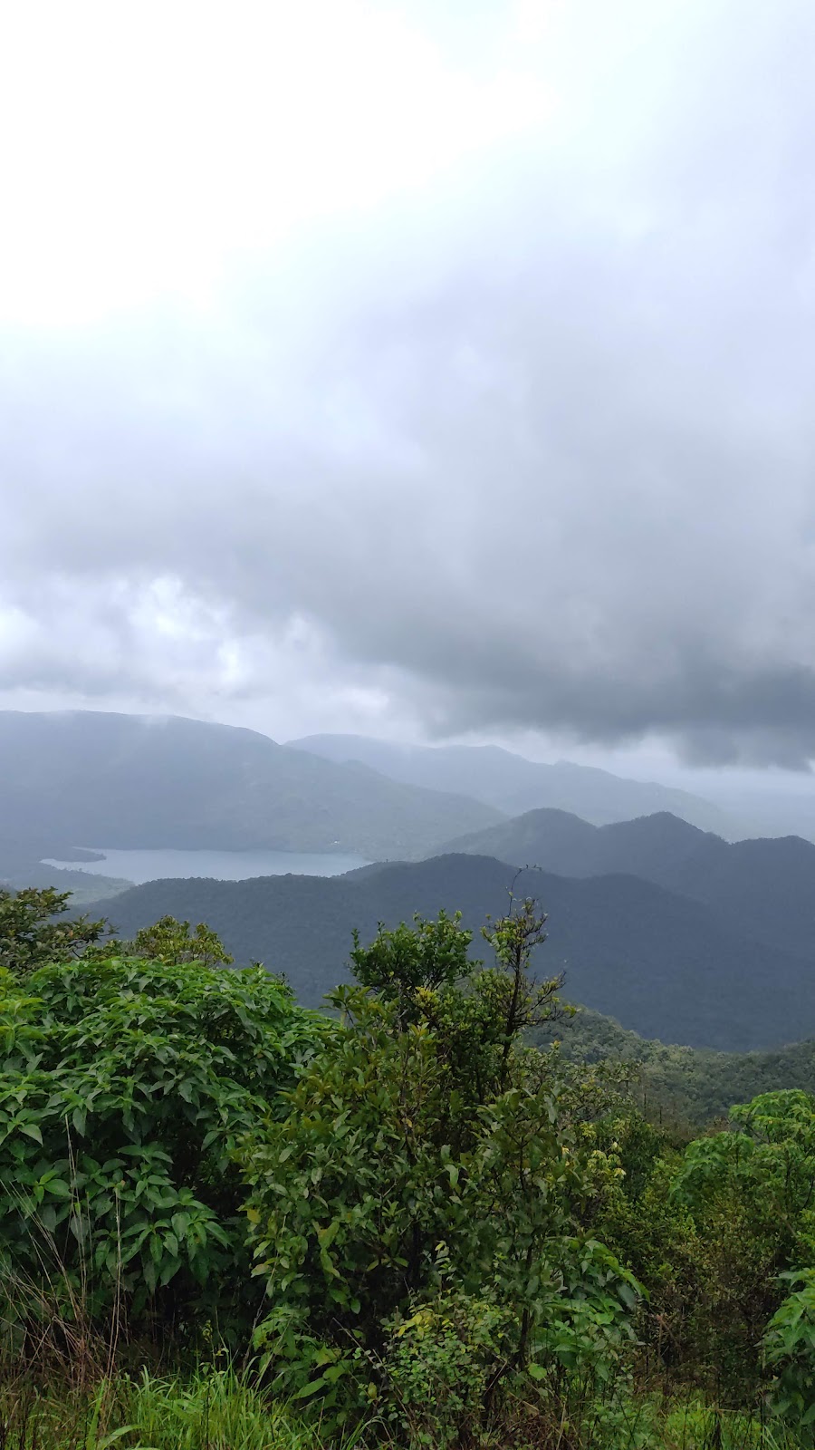 Sada Waterfalls Trail