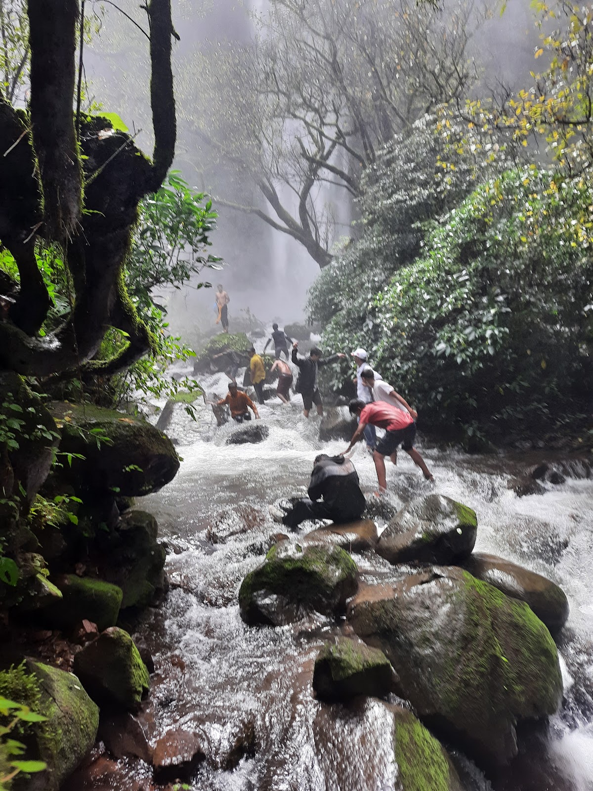 Sada Waterfalls Trail