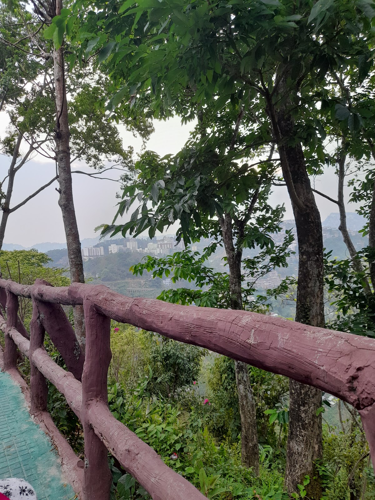 Berawtlang Tourist Complex