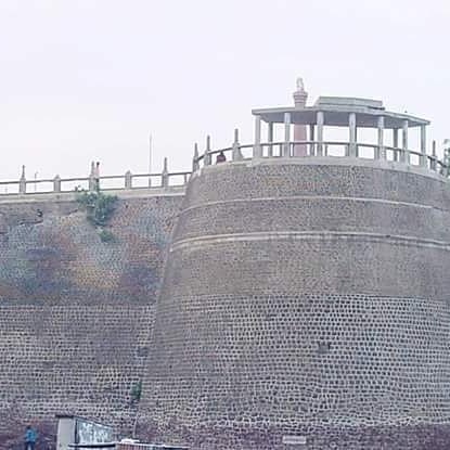 Akola Fort
