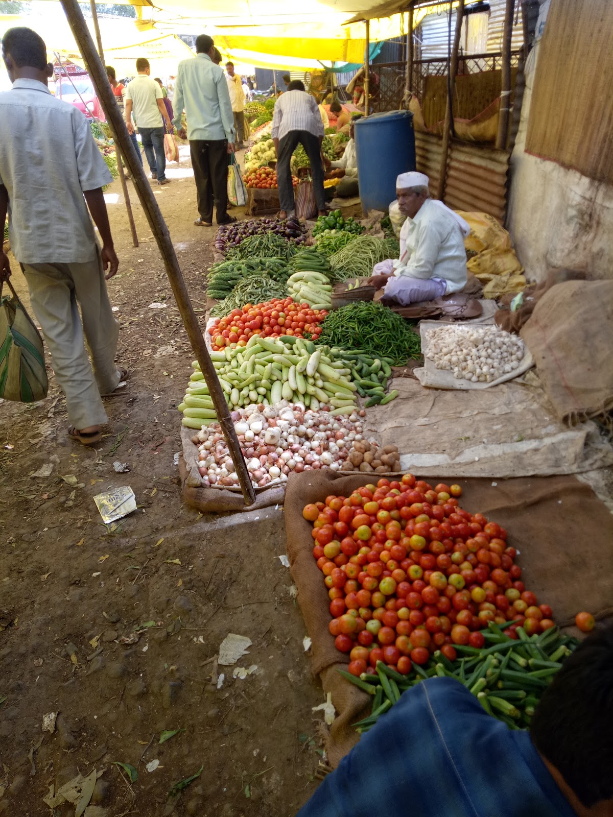 Akot Weekly Market