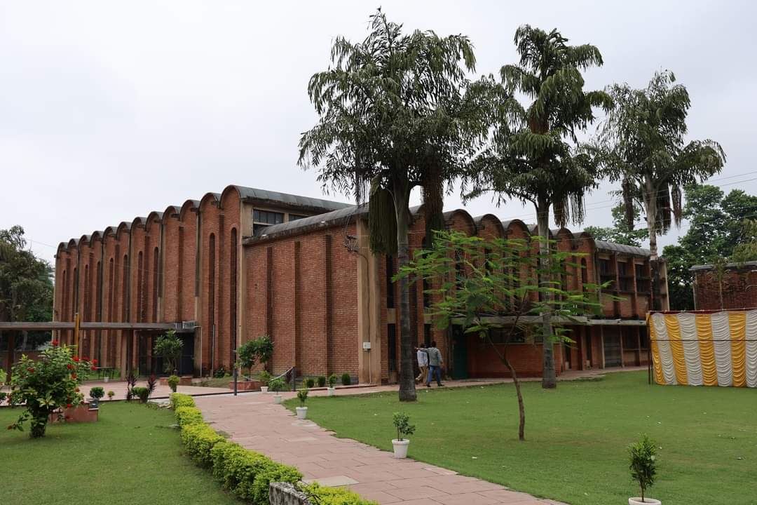 Aligarh Muslim University