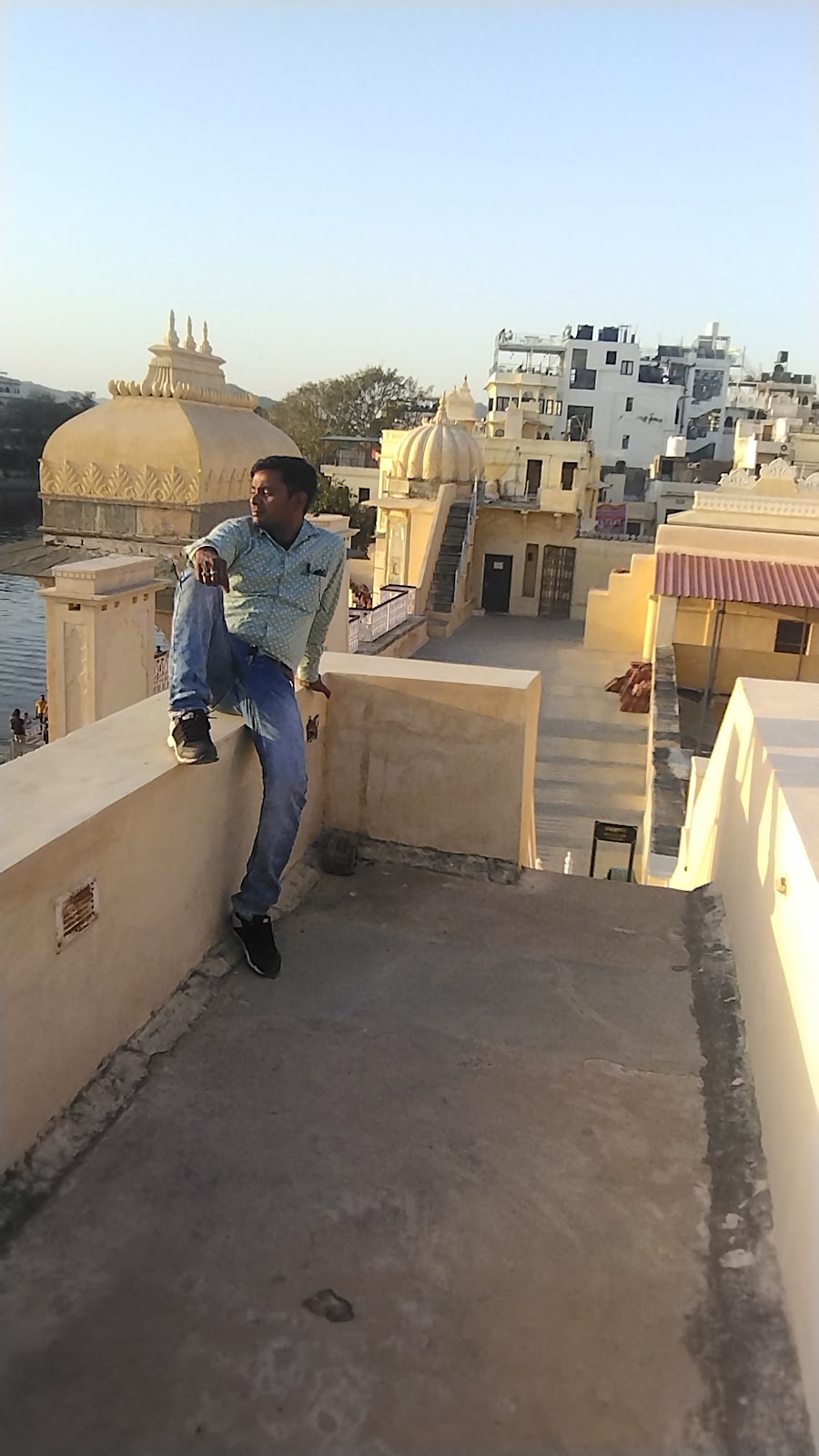 Local Stepwells and Havelis Walk