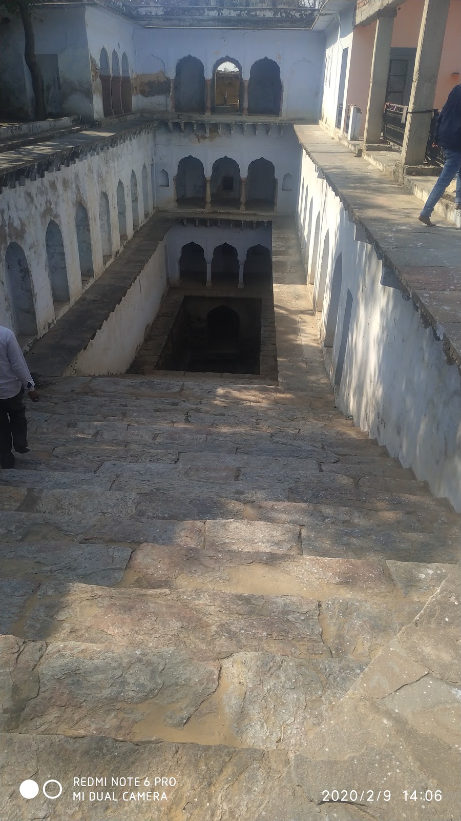 Local Stepwells and Havelis Walk