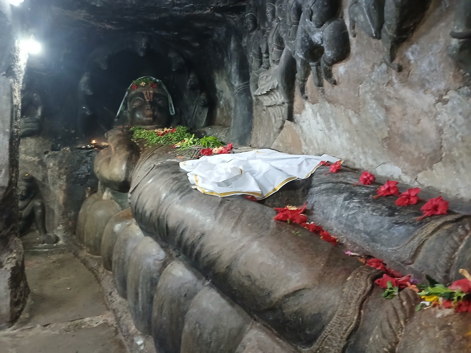 Undavalli Caves