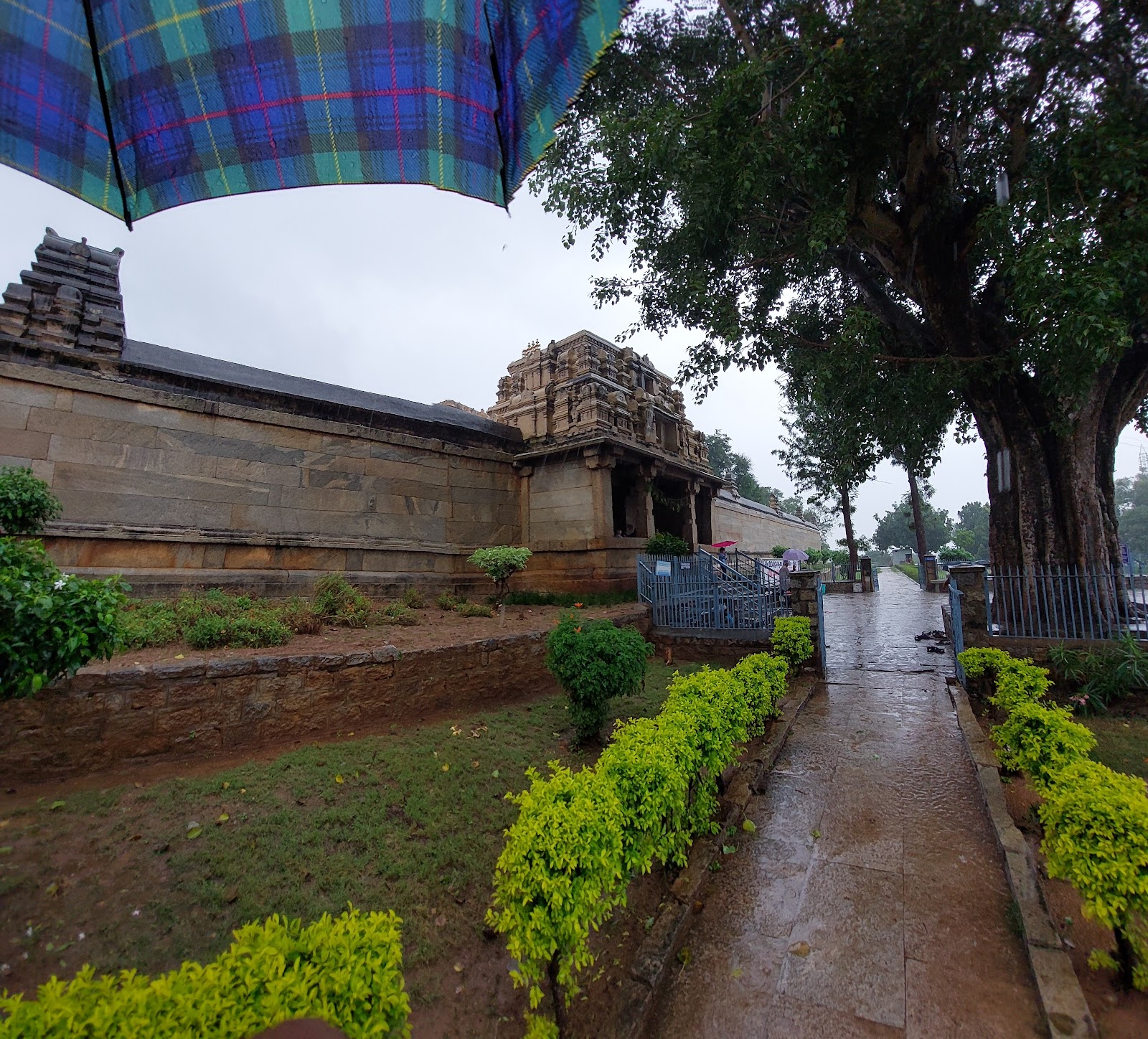 Lepakshi Temple