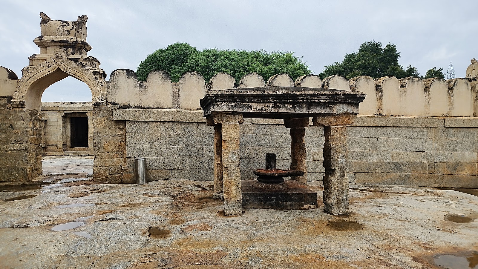 Lepakshi Temple