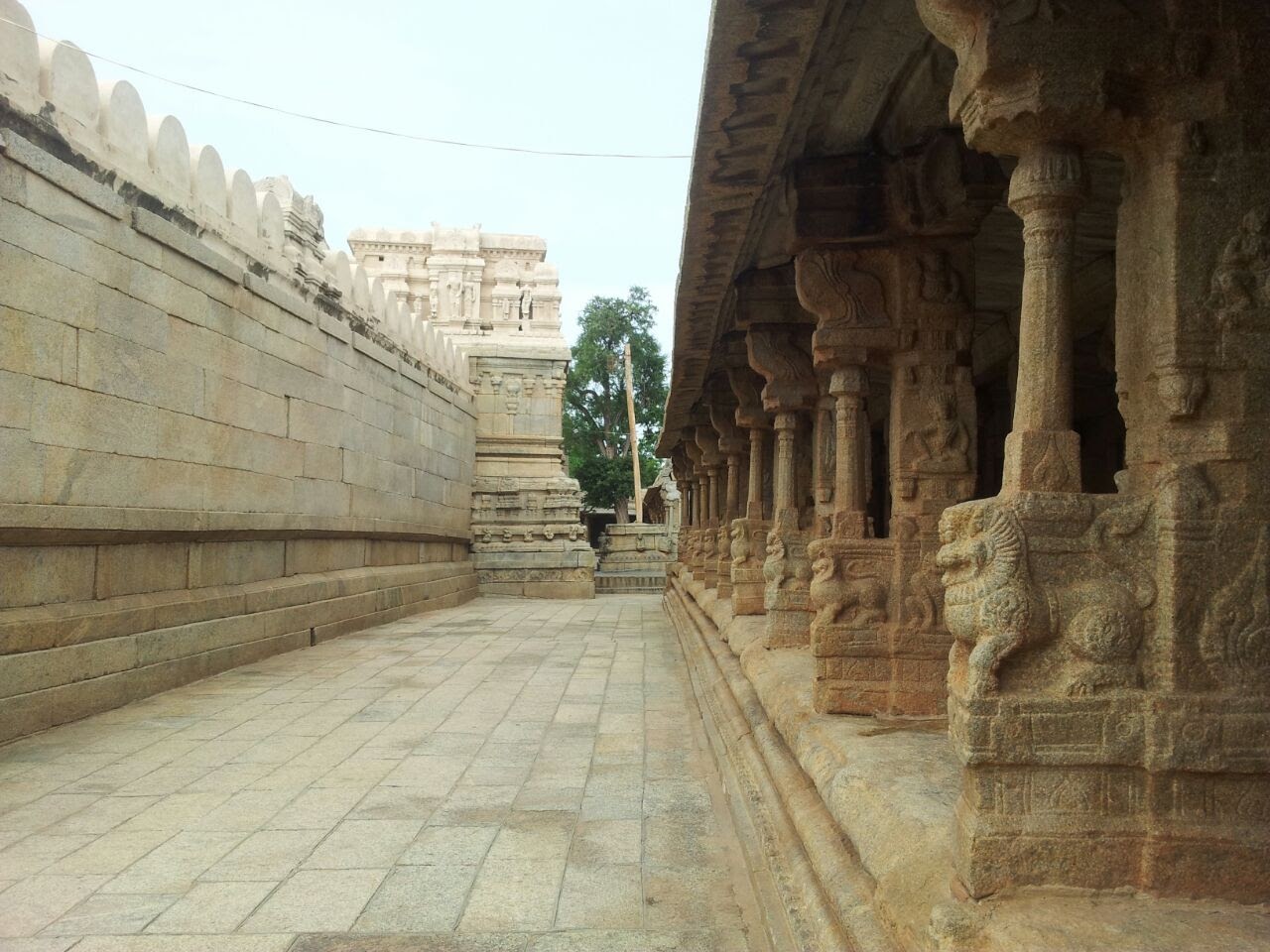 Lepakshi Temple