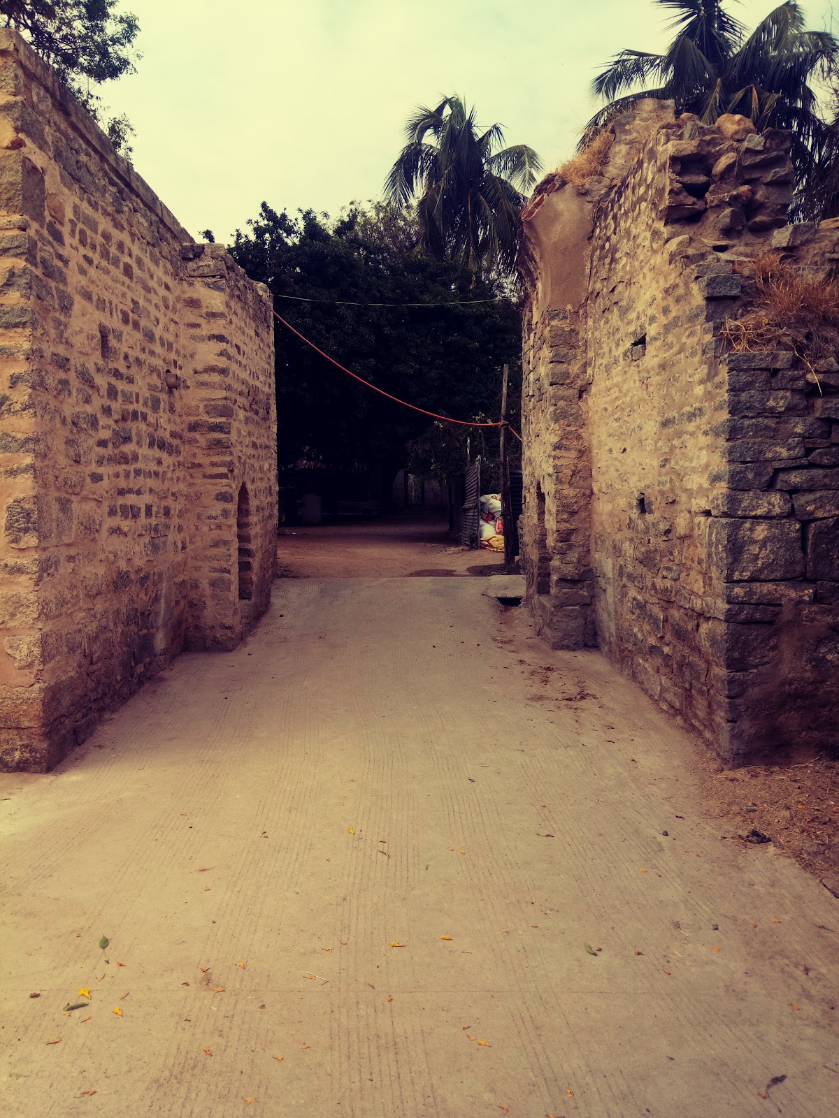 Anegundi Fort and Ruins