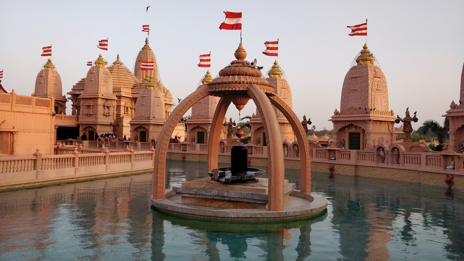 Nilkanthdham Swaminarayan Temple
