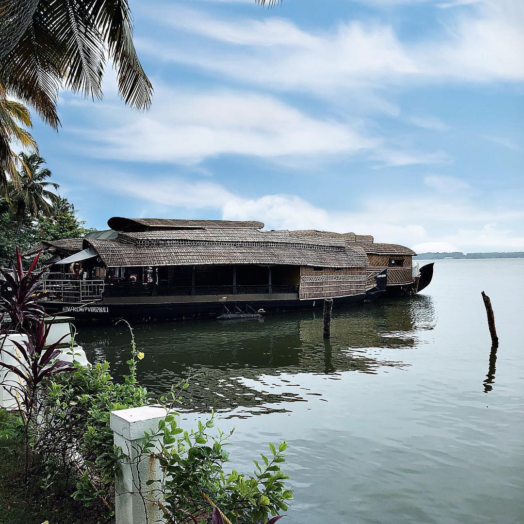 Ashtamudi Lake