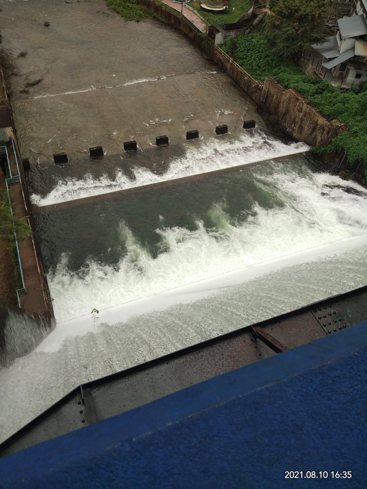 Peechi Dam and Garden