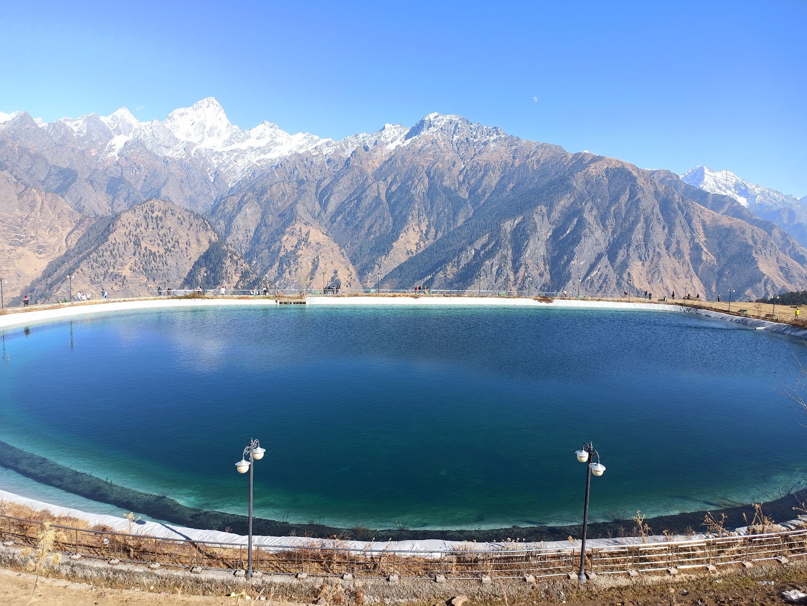 Auli Artificial Lake