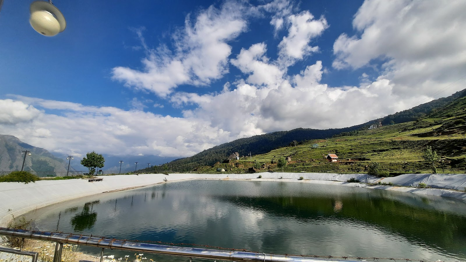 Auli Artificial Lake