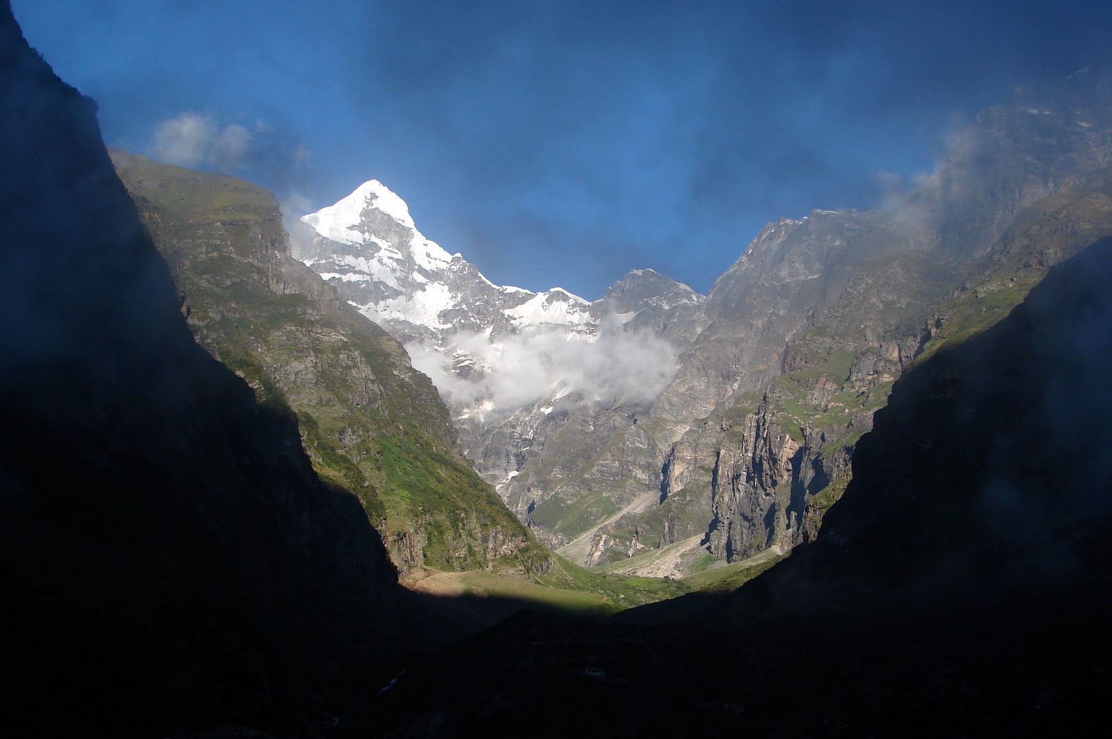Neelkanth Peak