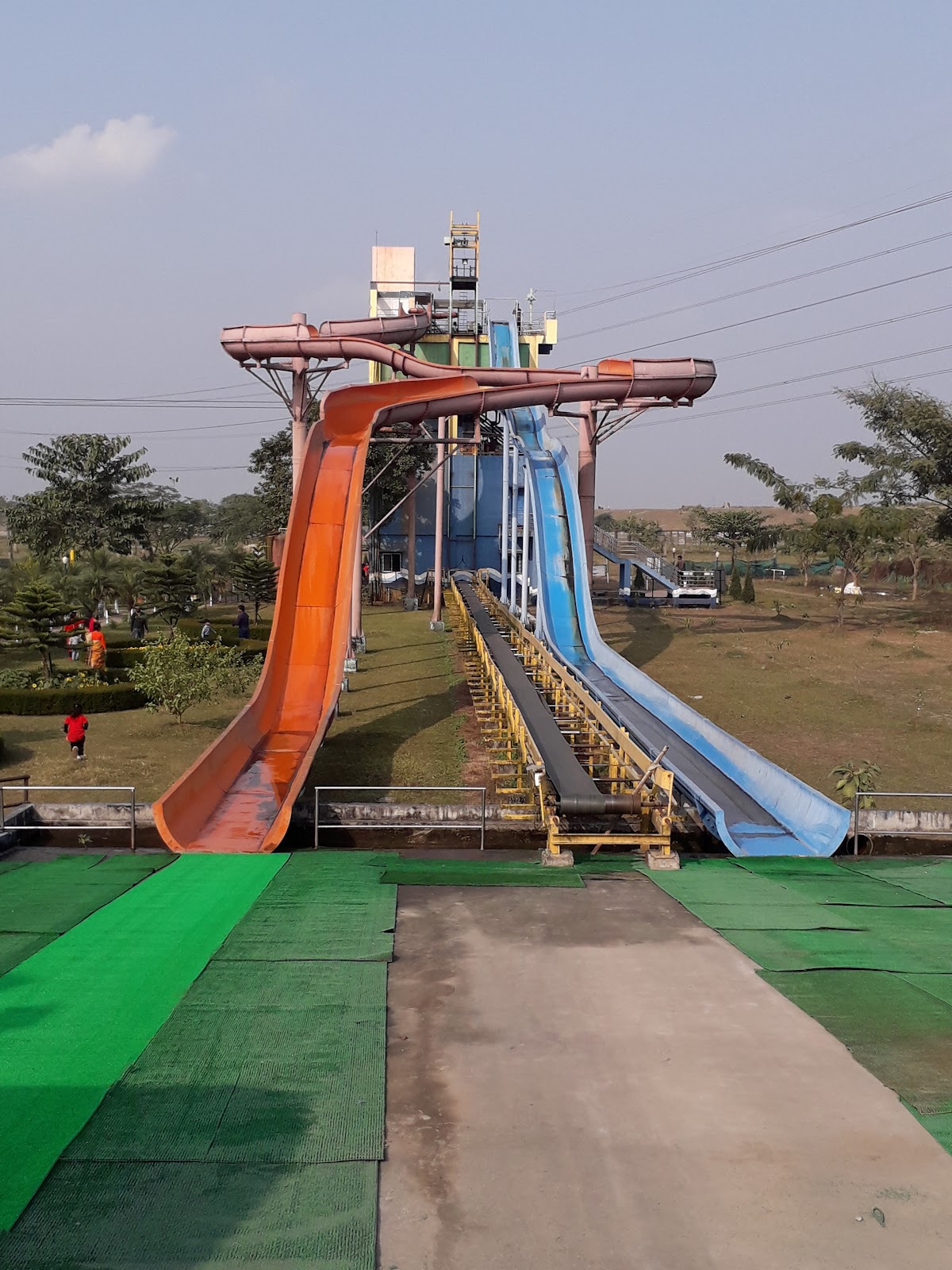 Dreamland Amusement Park