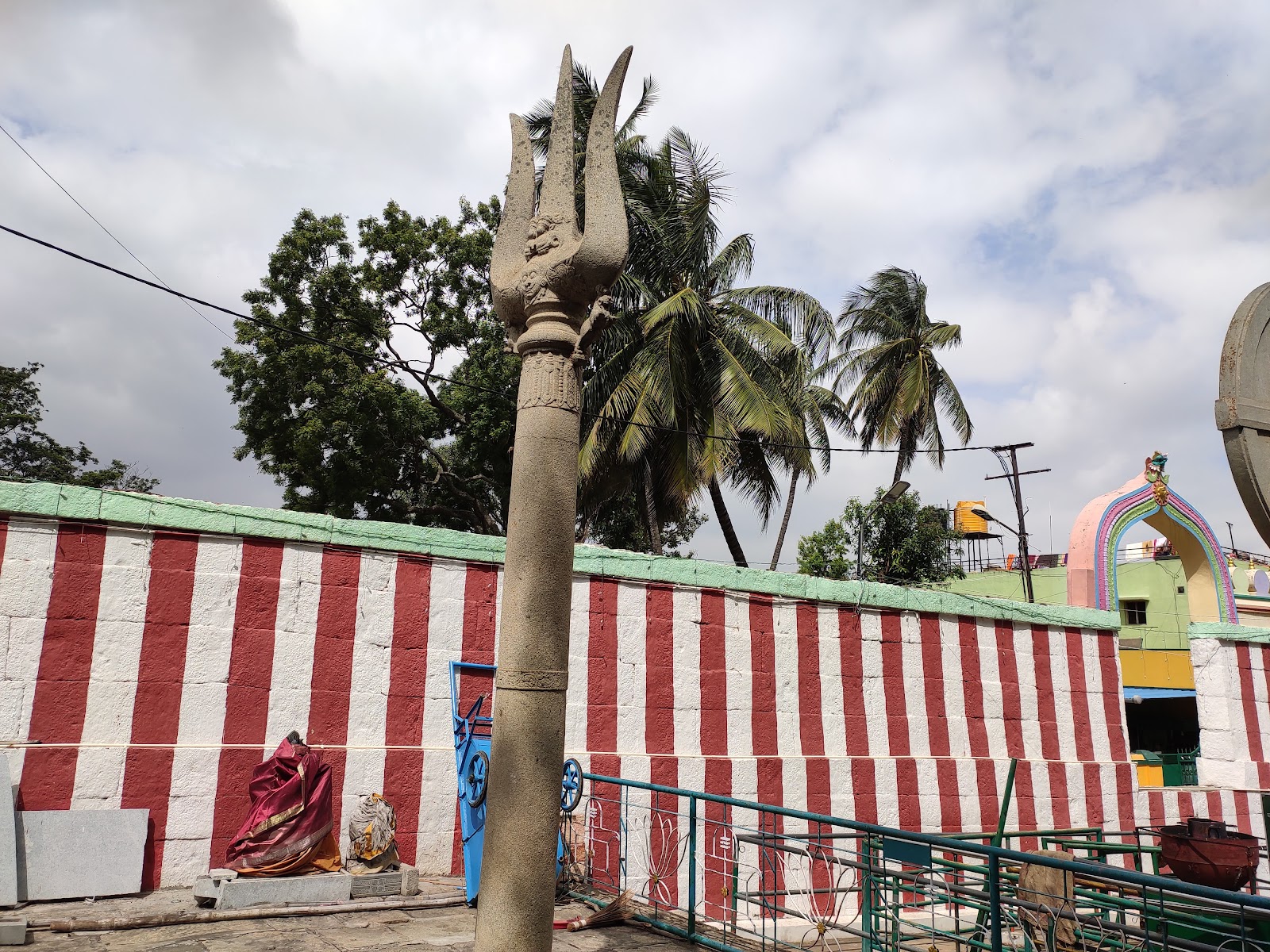 Gavi Gangadhareshwara Temple