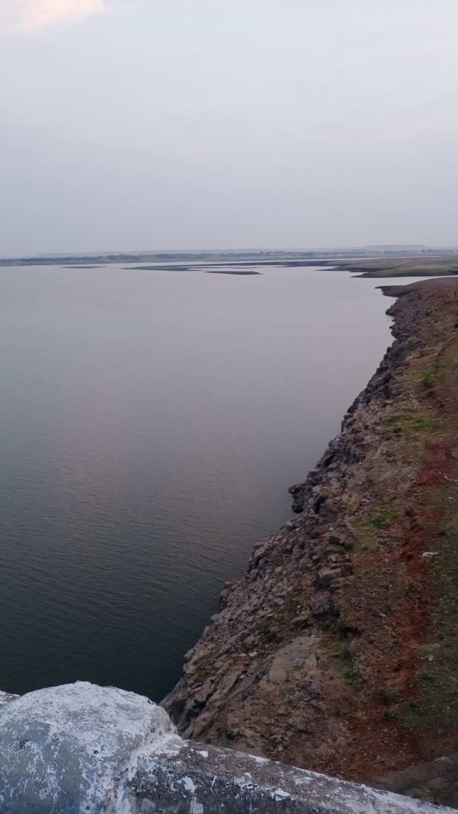 Mahi Riverfront Park