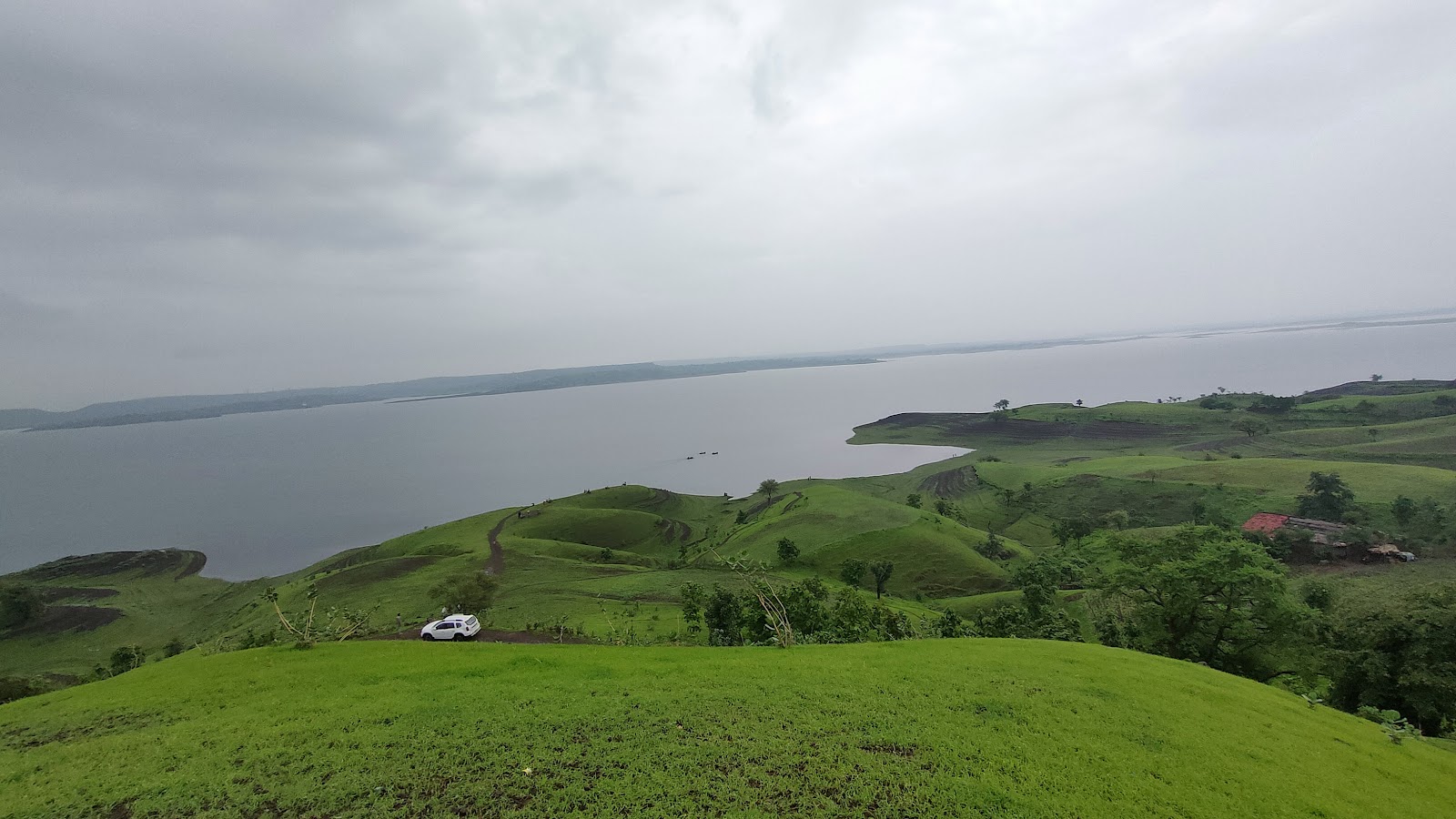 Mahi Riverfront Park