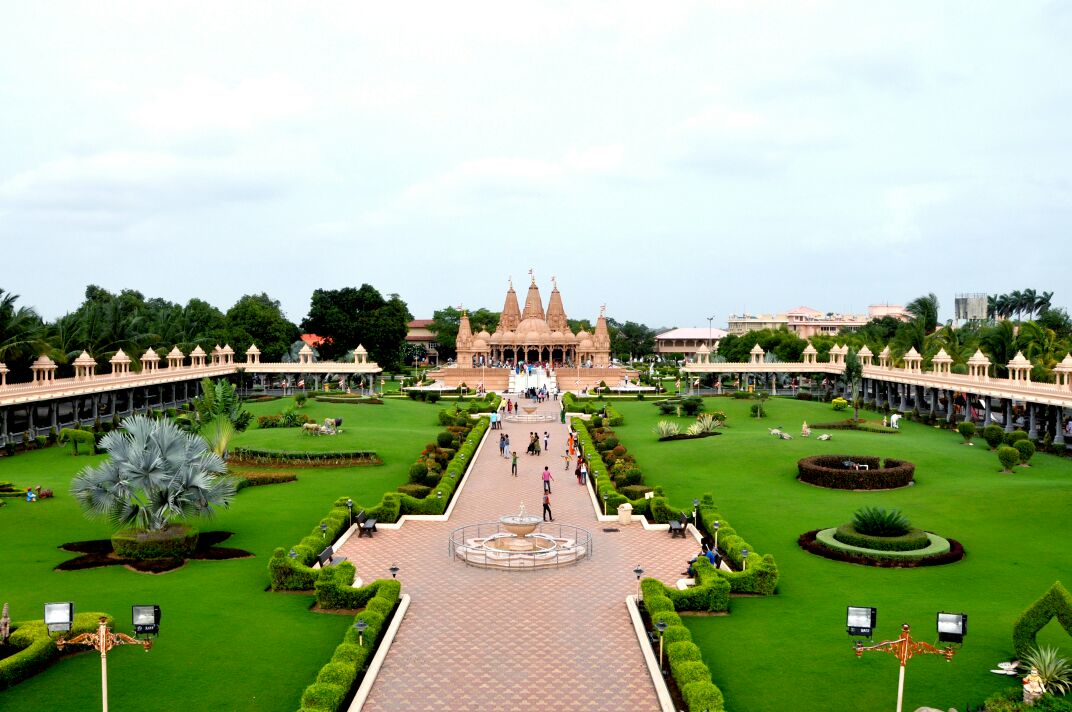 Shri Swaminarayan Temple Bardoli