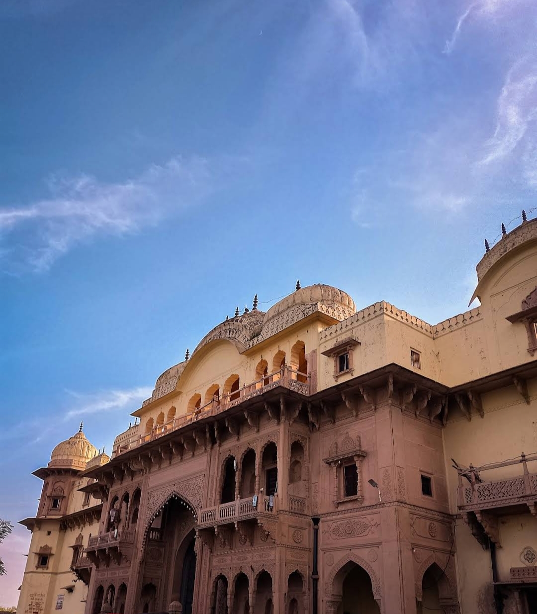 Shri Radha Krishna Mandir