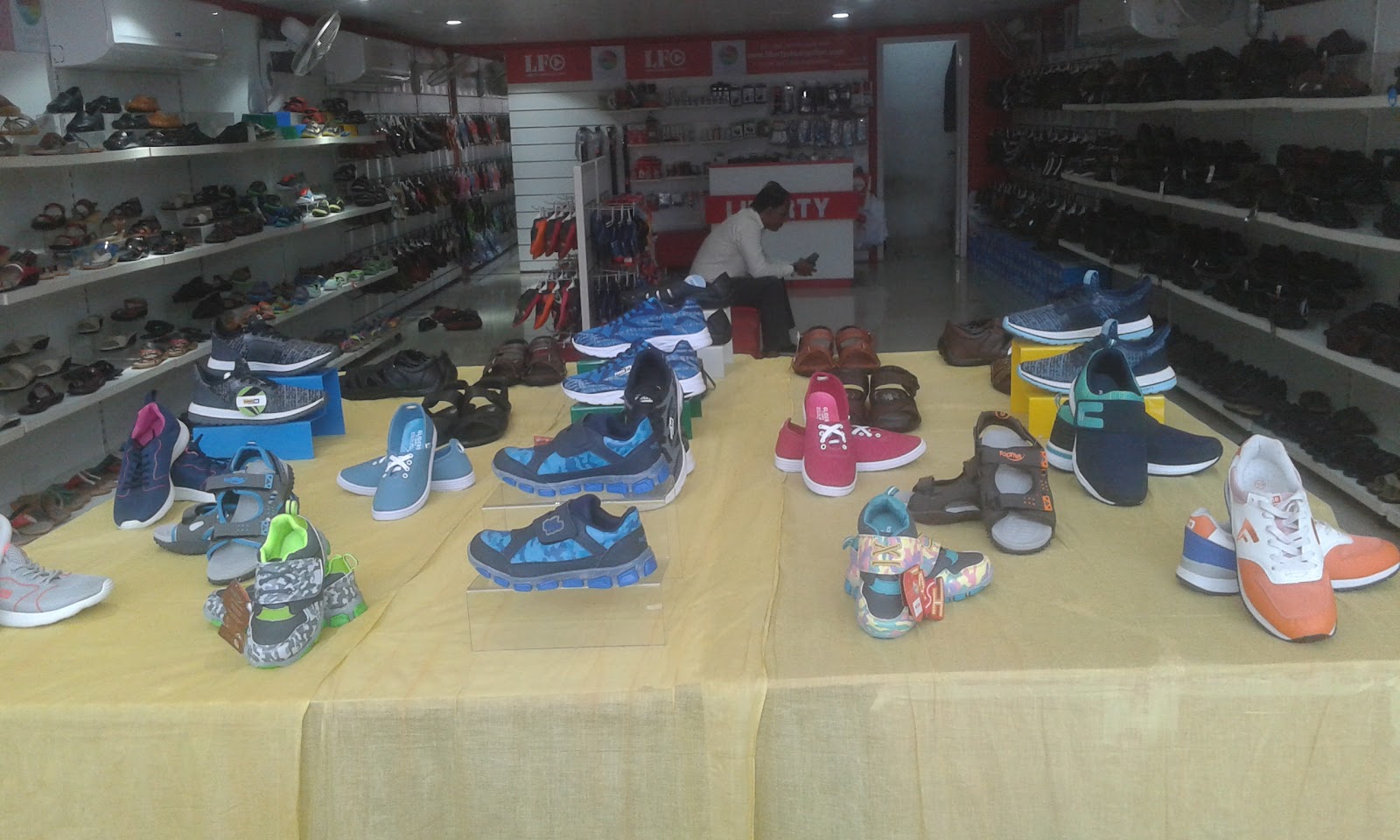 Local Handloom Markets