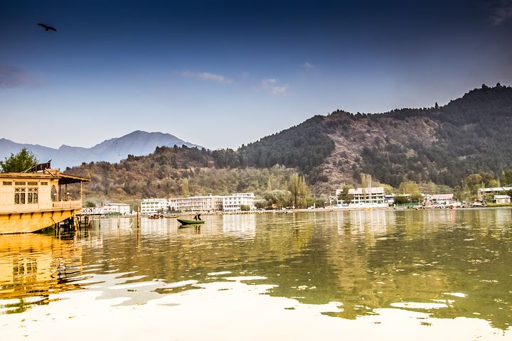 Dal Lake
