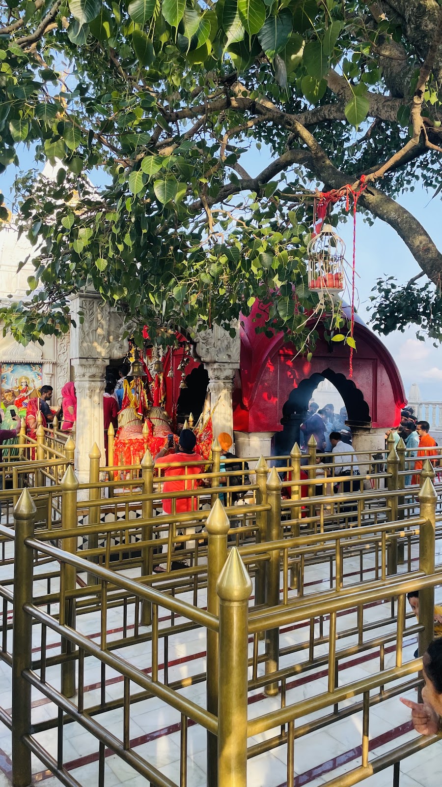 Naina Devi Temple (nearby)