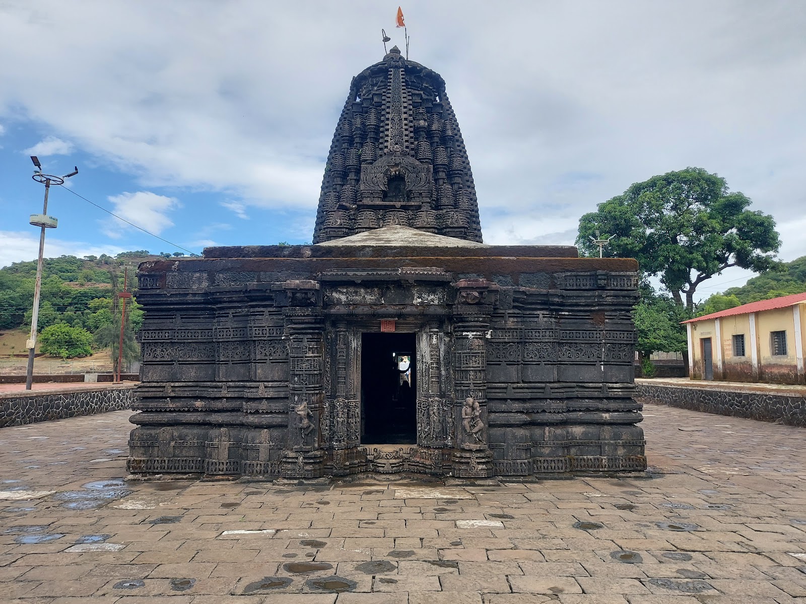 Amruteshwar Temple