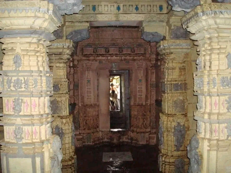 Amruteshwar Temple