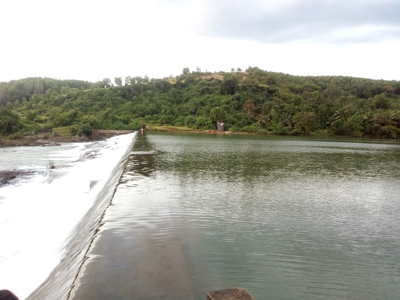 Hadinaru Dam