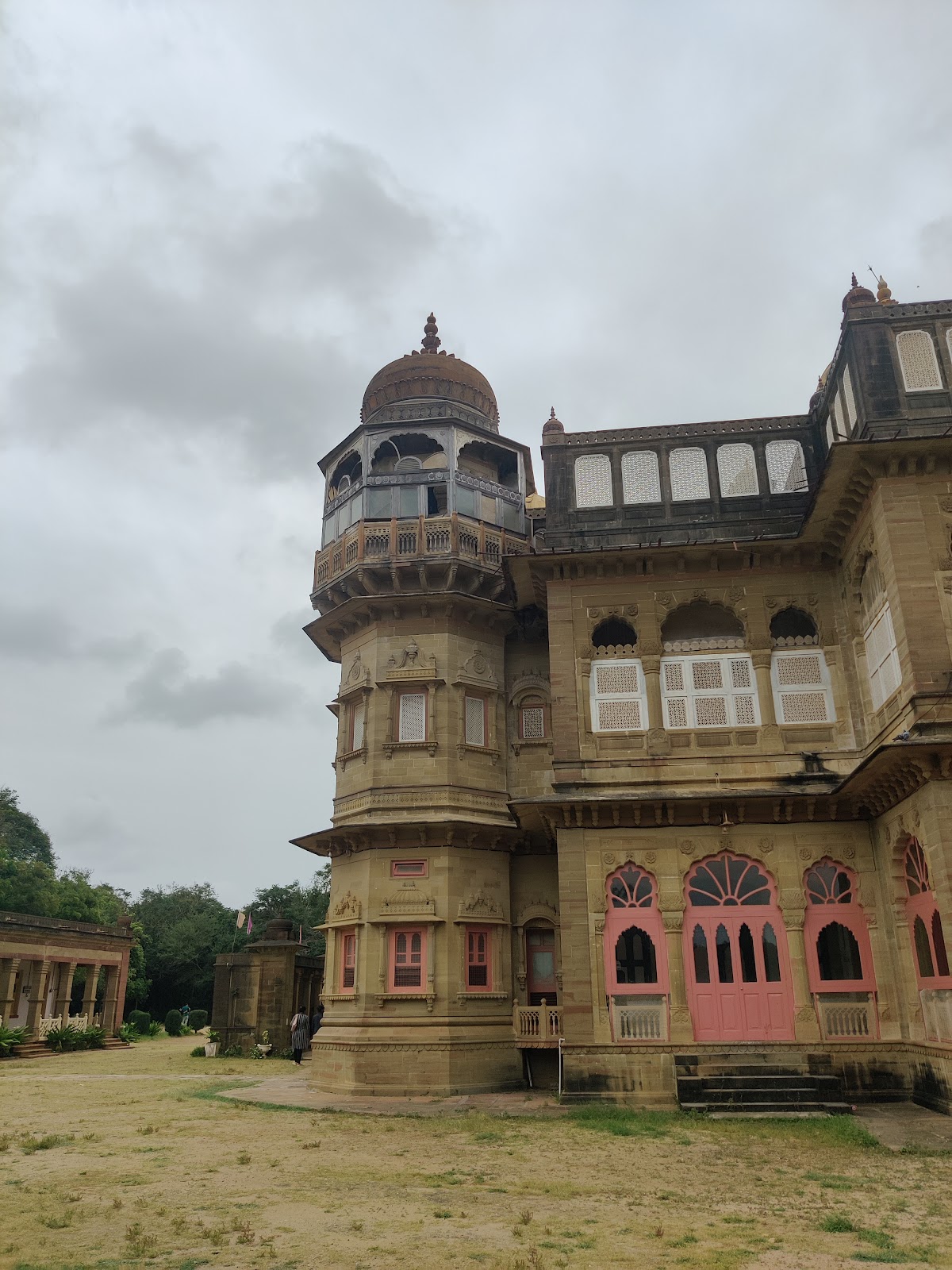 Vijay Villas Palace