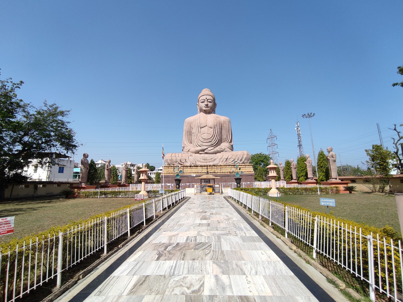 Great Buddha Statue