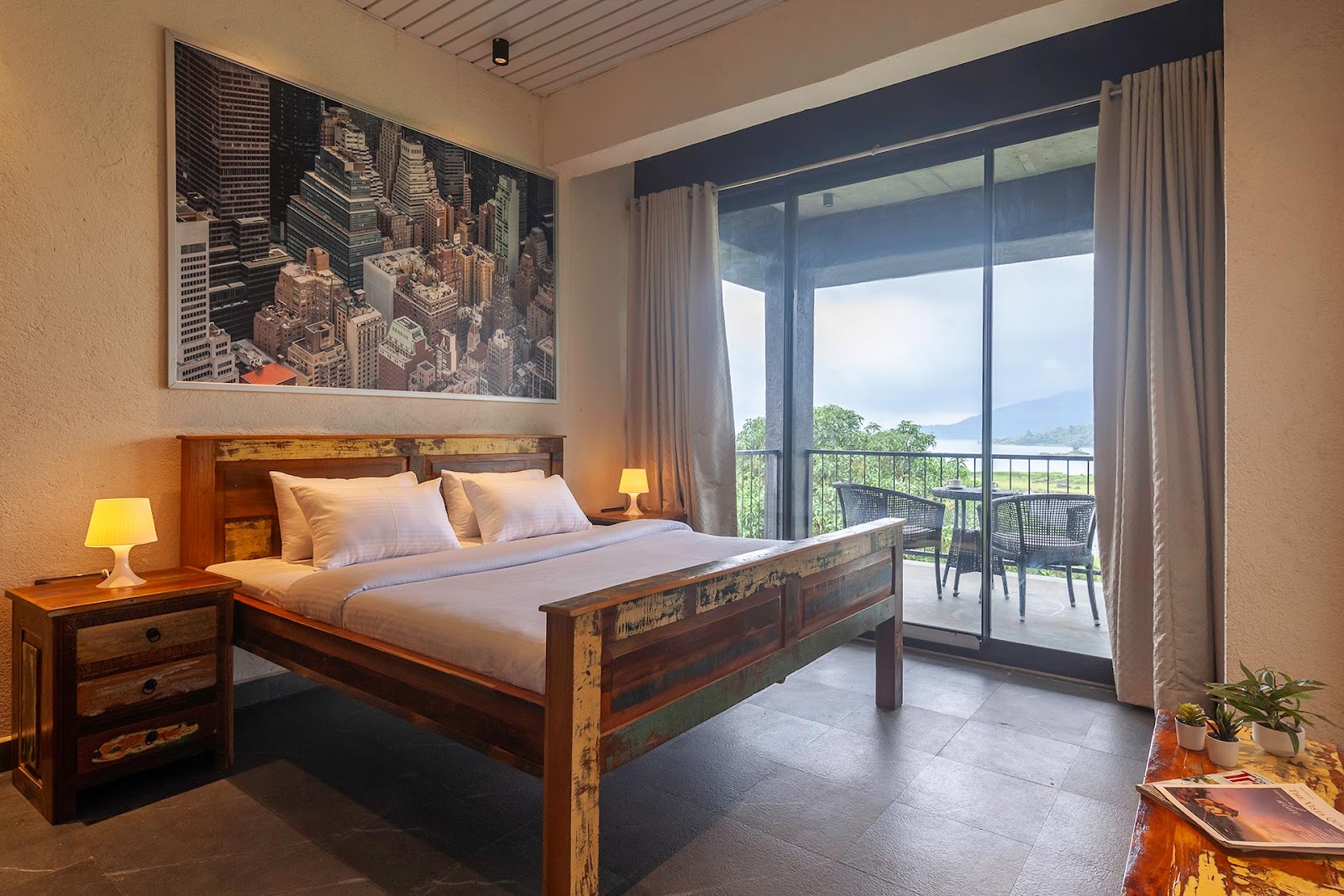 Sunset Borgaon Ridge