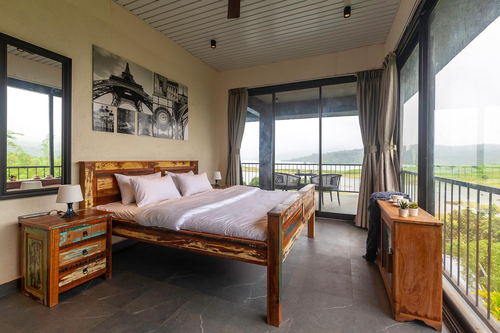 Sunset Borgaon Ridge