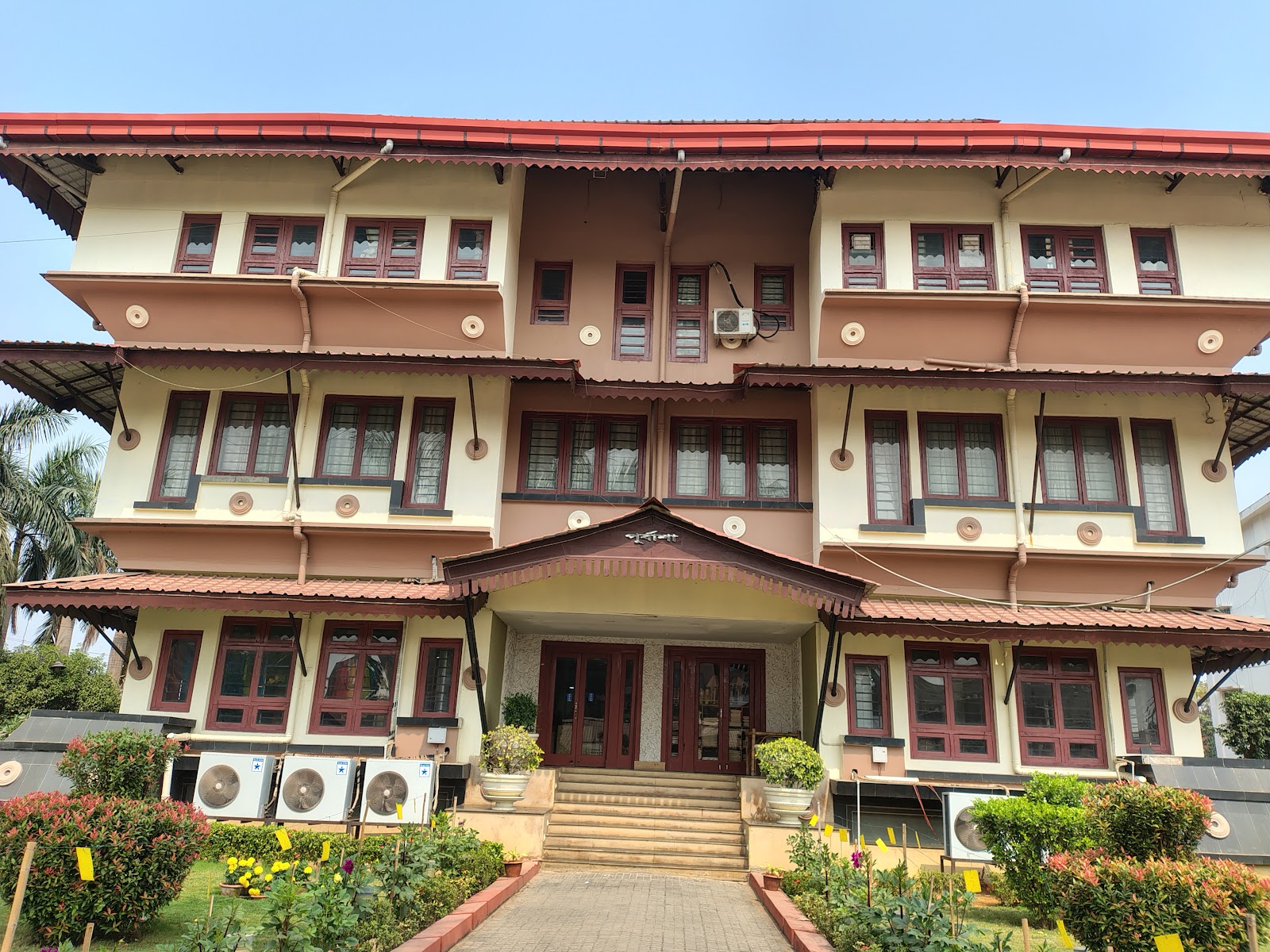 Local Handicraft Shops