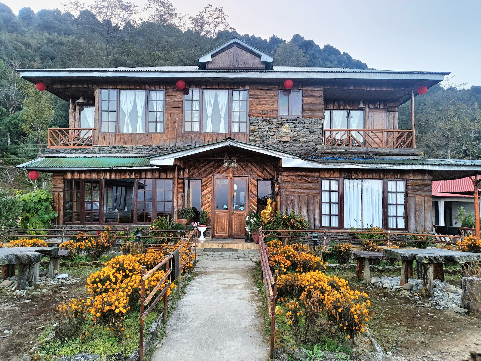 Hilltop Rabong Resort