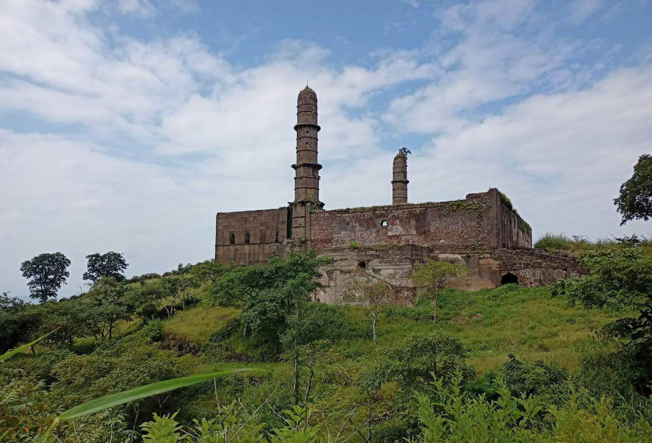 Asirgarh Fort