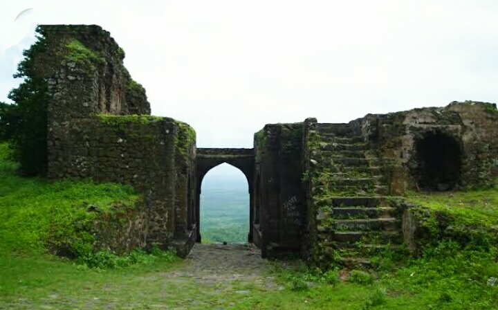 Asirgarh Fort