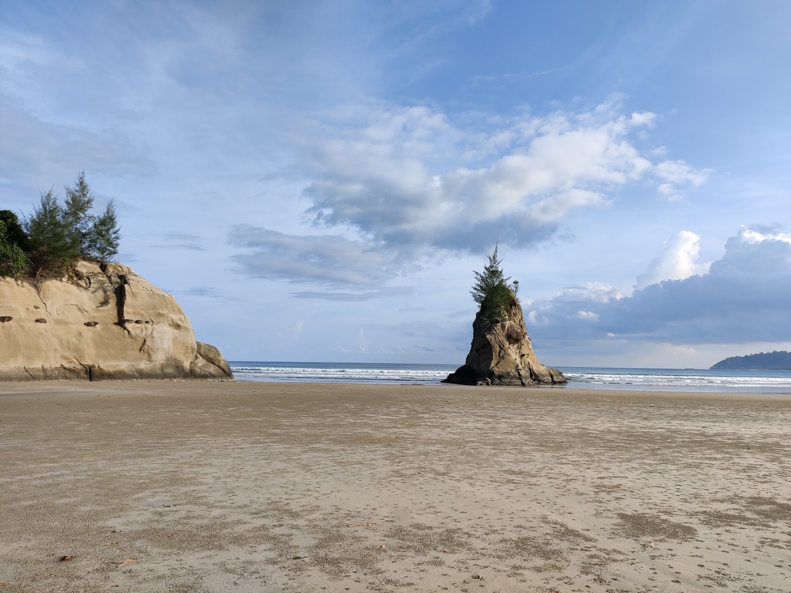 Beachcombing at Galathea Point