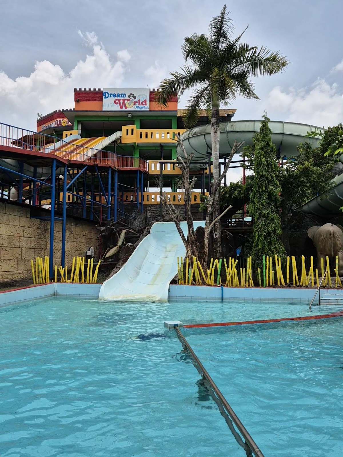 Dream World Water Theme Park