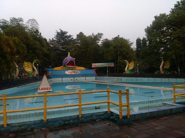 Dream World Water Theme Park