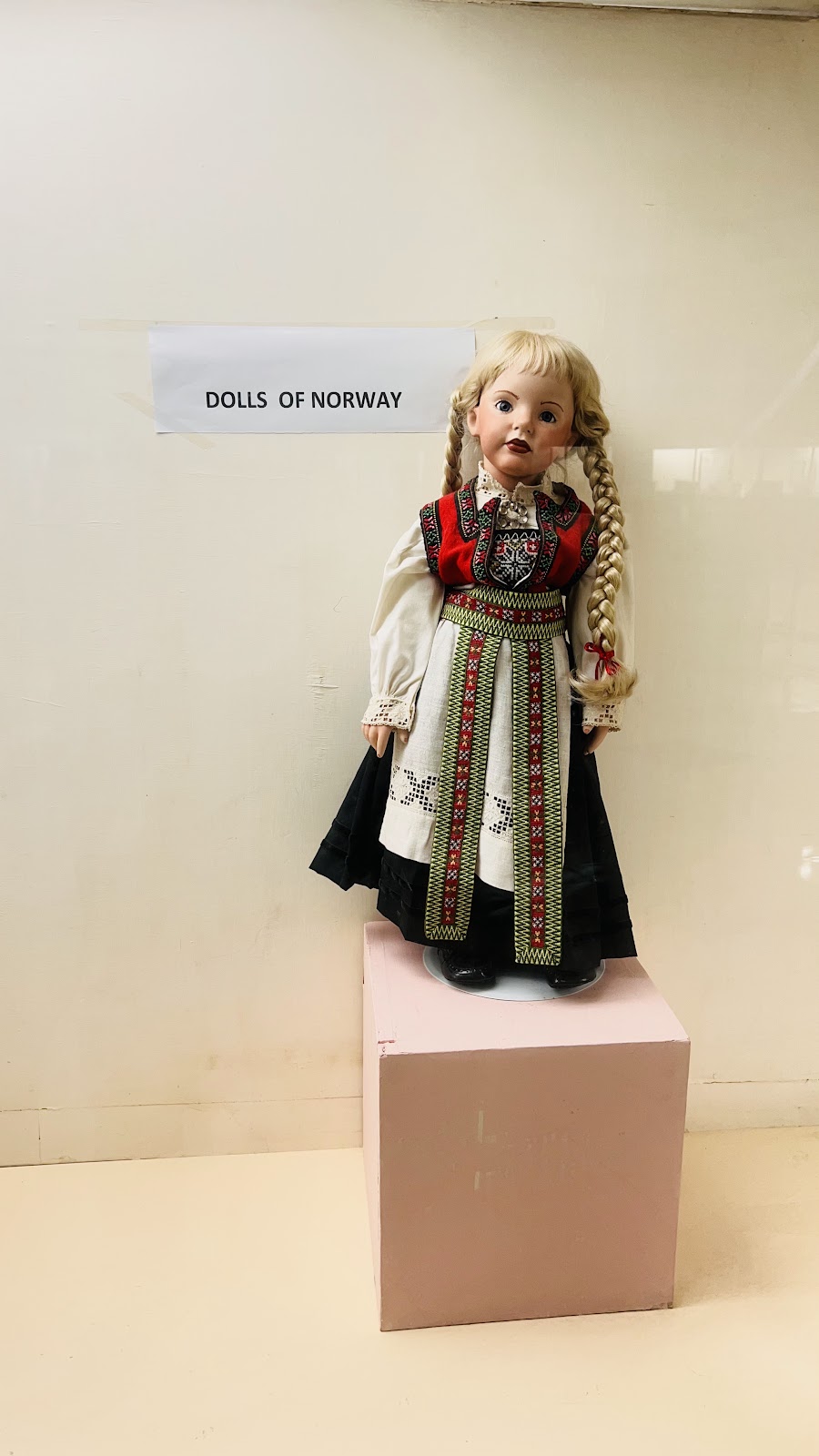 International Dolls Museum