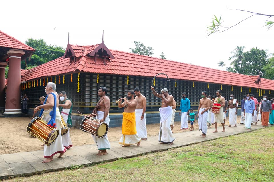 Arattupuzha Temple