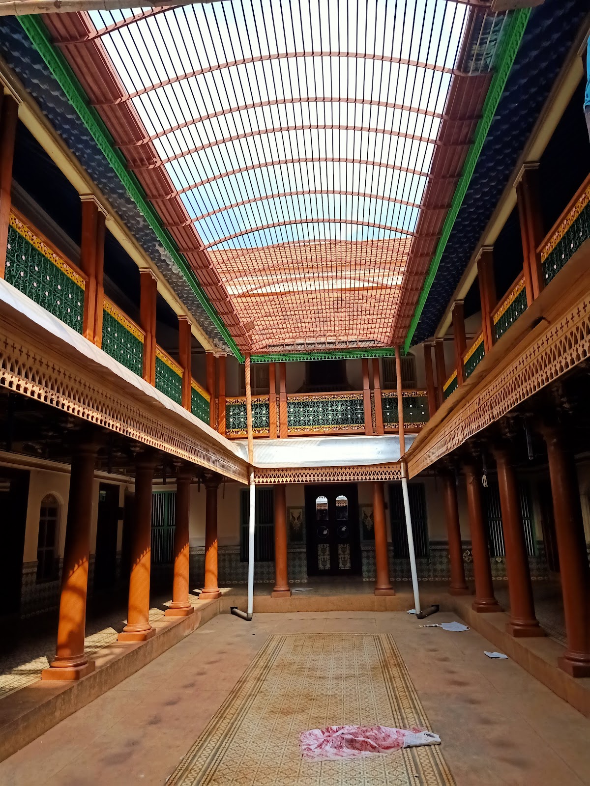 Aathangudi Palace