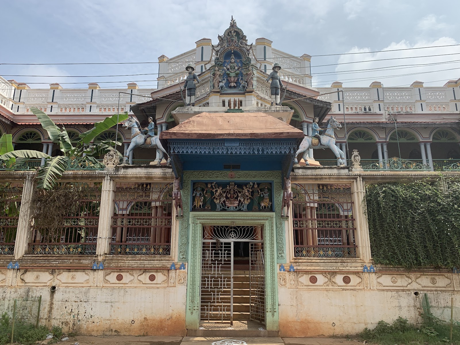 Aathangudi Palace