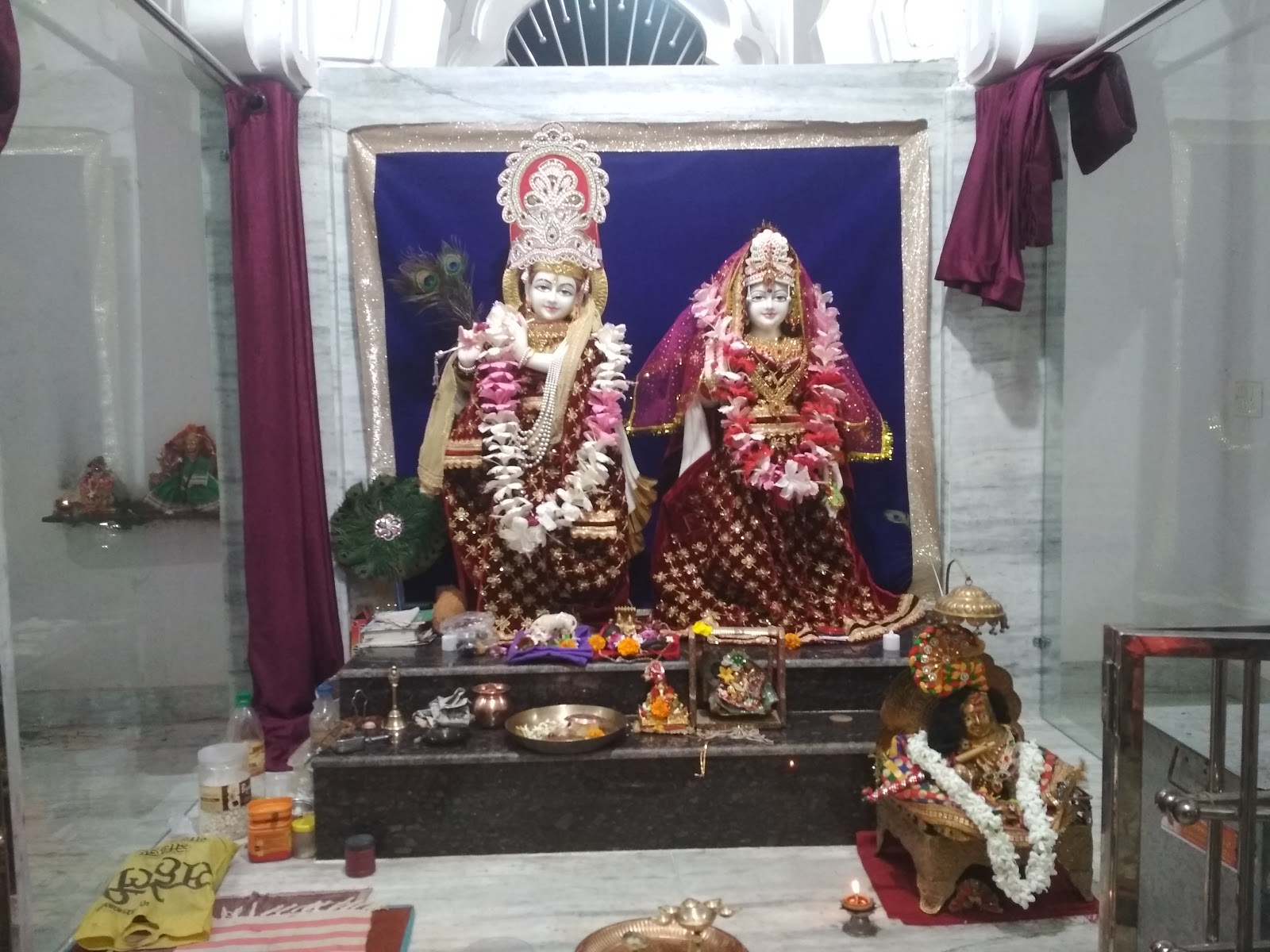 Shri Radha Krishna Temple