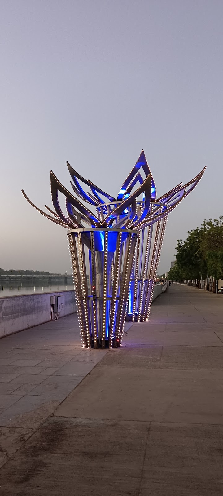 Riverfront Viewpoint