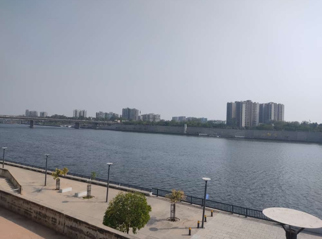 Riverfront Viewpoint